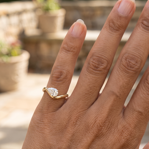 Cali Pinky Pear Ring