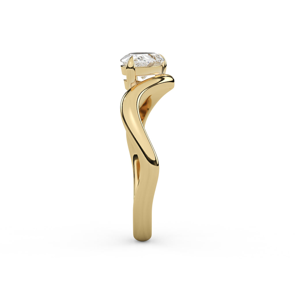 Cali Pinky Pear Ring